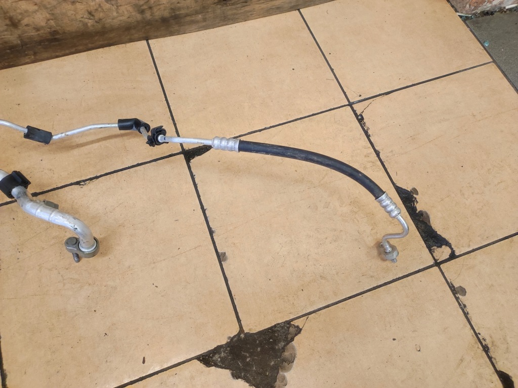 Пабтрубок  трубка шланг кондиционера astra k v 5 1.0b Киев