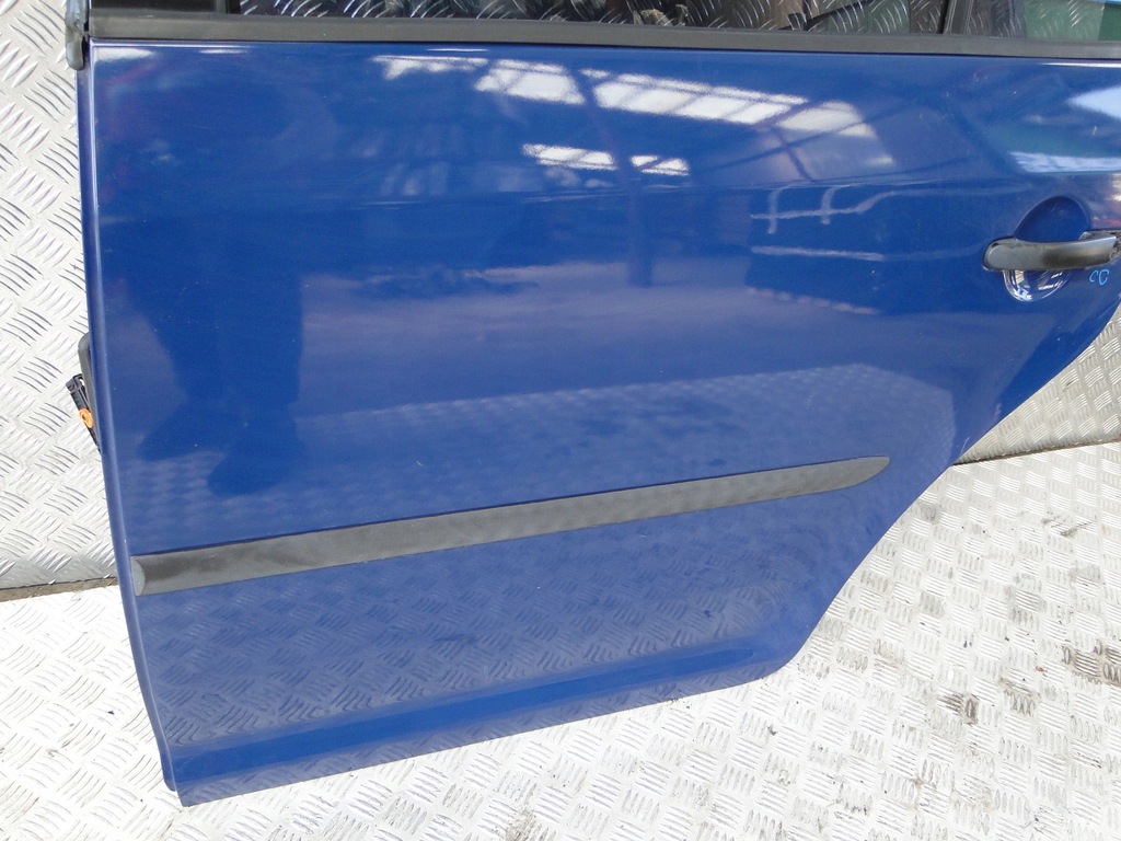 фото №12, Двері задня vw touran 1t 1t0 lift ll5m cena za 1 штука