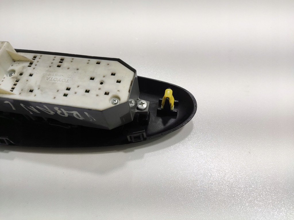 фото №8, Панель перемикач вікон лівий перед toyota urban cruiser 74232-52370 2008-14