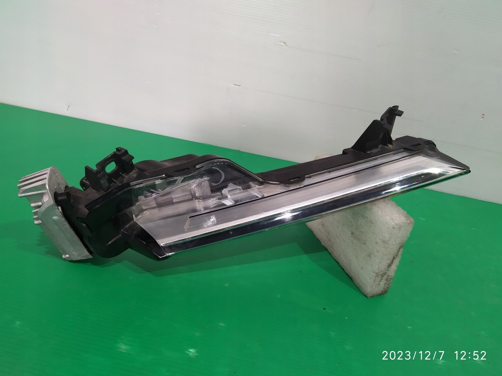 фото №1, Свет led drl правый перед porsche 911 992 992941312