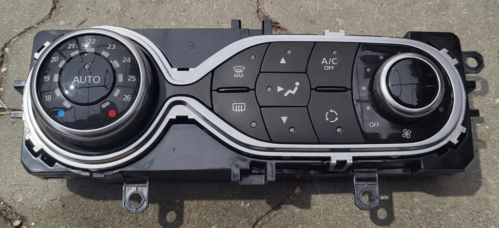 фото №1, Renault captur clio панель кондиционера 275105430r