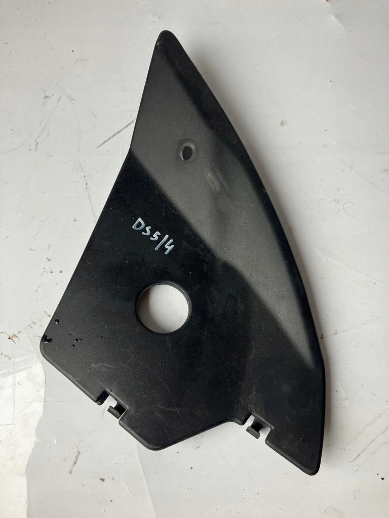 фото №1, Заглушка лампи citroen ds5 ліва 9800525877