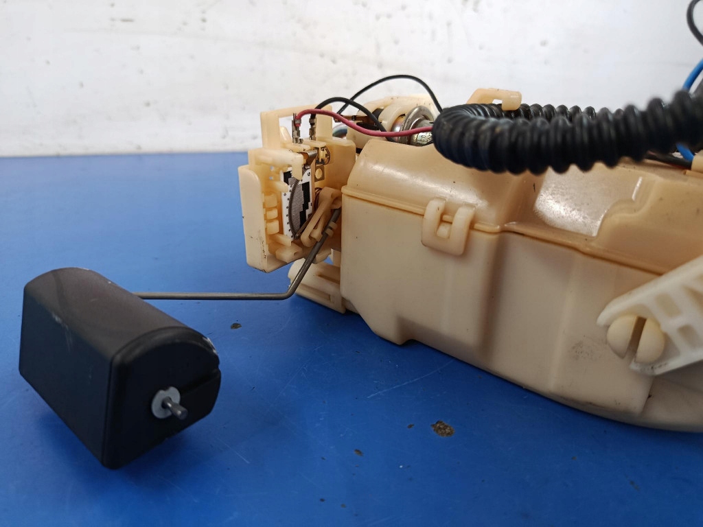 Honda civicvii ep1 1.4 16v насос топлива датчик уровня с Разборки