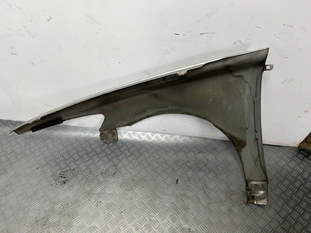 Крыло правый перед передний volvo v50 lift 426-26 Недорого