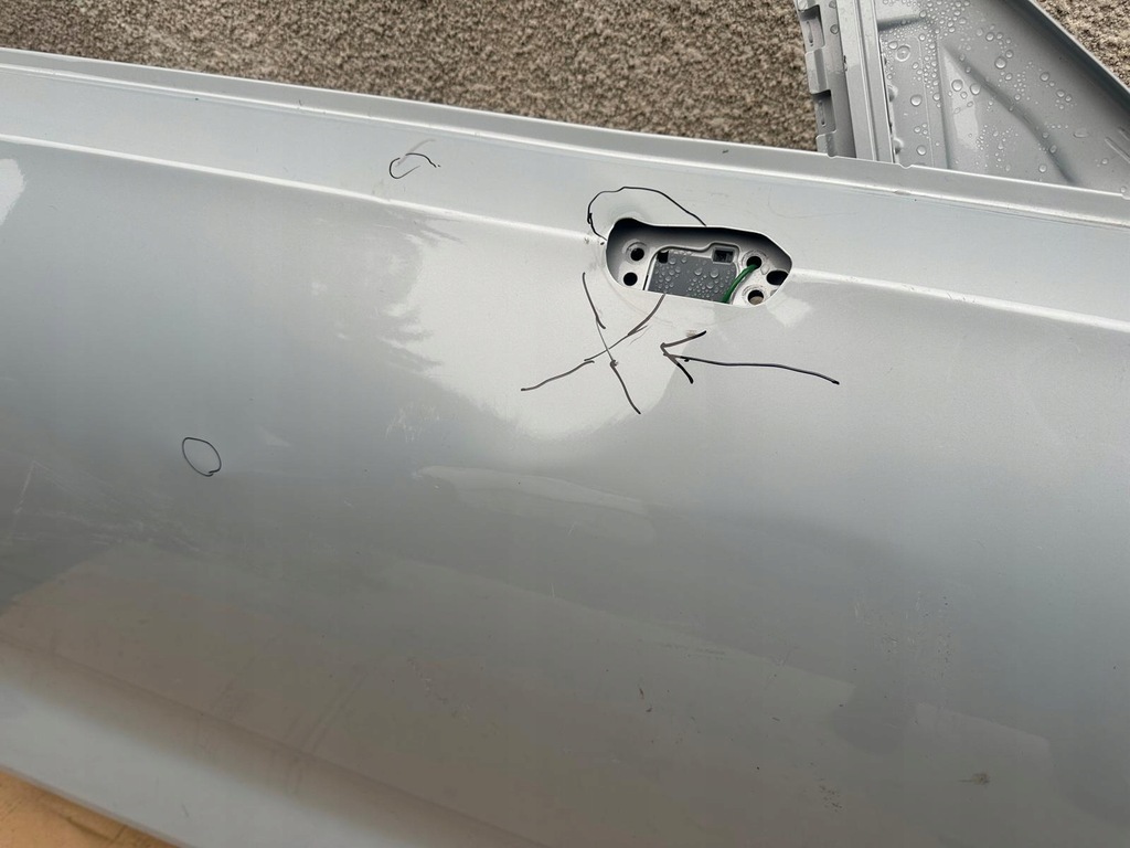 фото №2, Двері праве перед polestar 2 20-