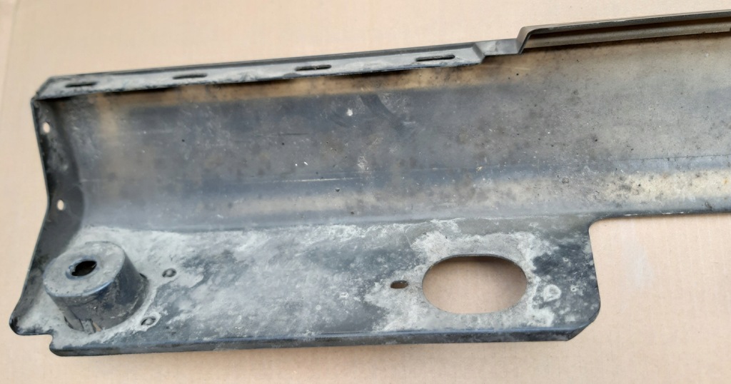 фото №10, S-klasa w221 молдинг накладка na порог правый 9197