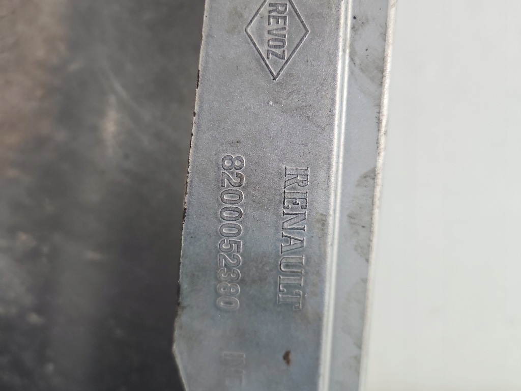 фото №9, Крыло перед правый renault clio ii 2 серебристый nv632