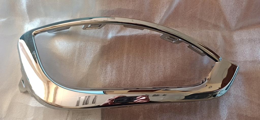 фото №1, Chrysler pacifica рамка противотуманной фары правая хром 2016-