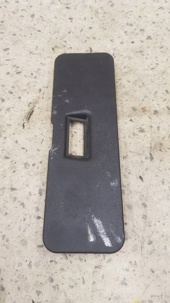 фото №1, Захист заглушка сидіння mercedes w220