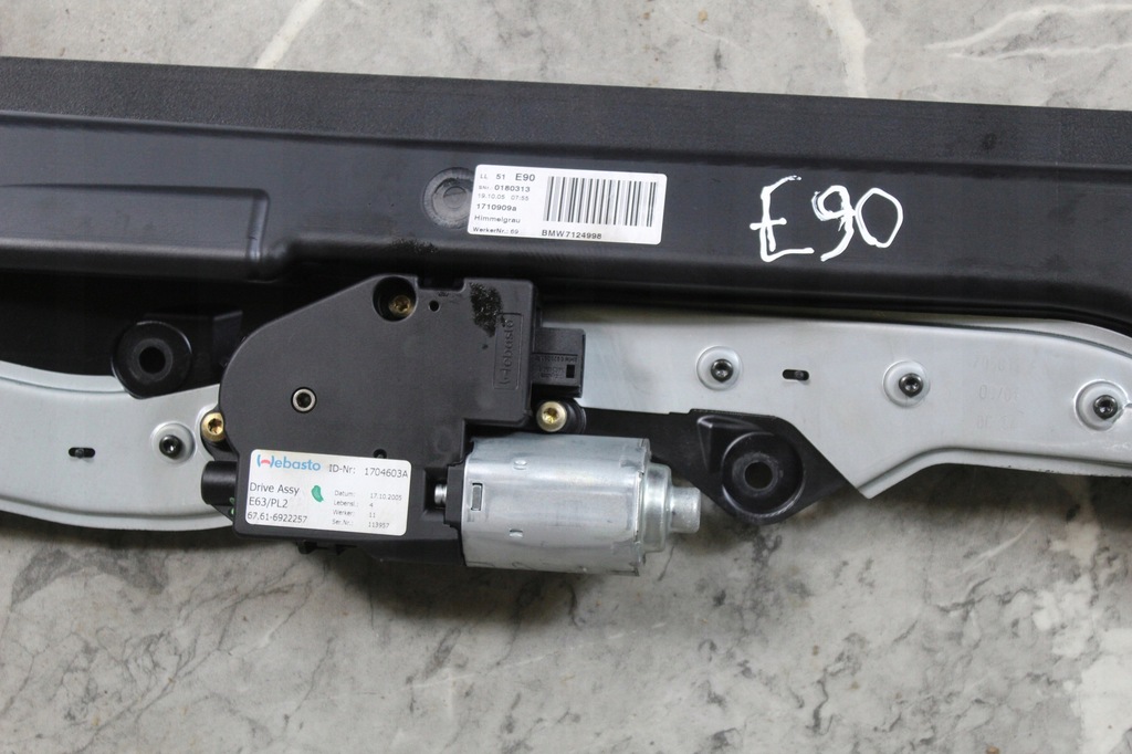 фото №4, Люк двигатель механизм bmw seria 3 e90
