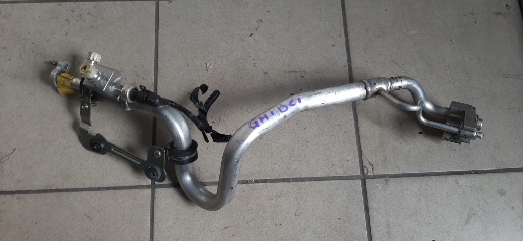 фото №1, Maserati оригинальный номер 670007954 шланг кондиционера