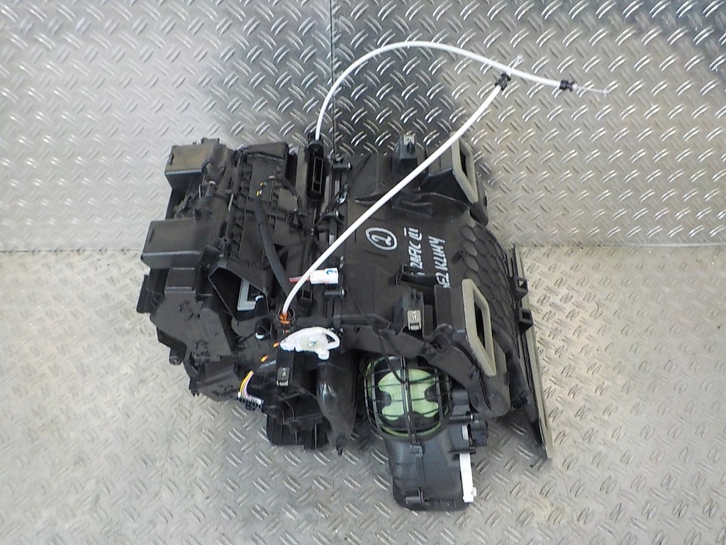 фото №4, Trafic vivaro iii 14-20 2.0 отопитель комплектная