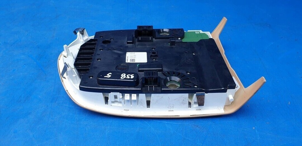 фото №7, Лампа стельовий панель porsche cayenne 7p5 958