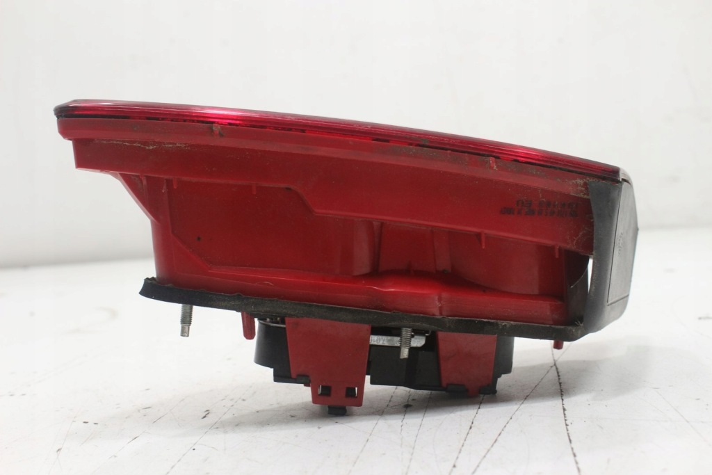 Alfa romeo 159 sedan лампа правий задній w кришка Ціна