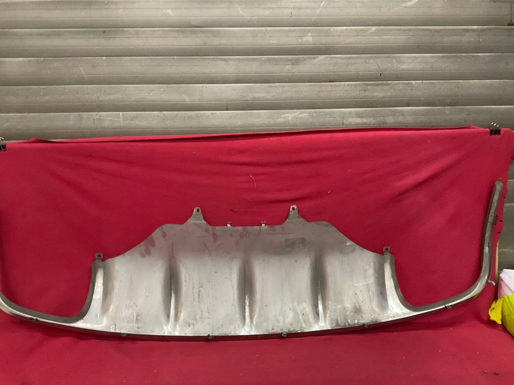 фото №7, Накладка бампера диффузор лист porsche macan