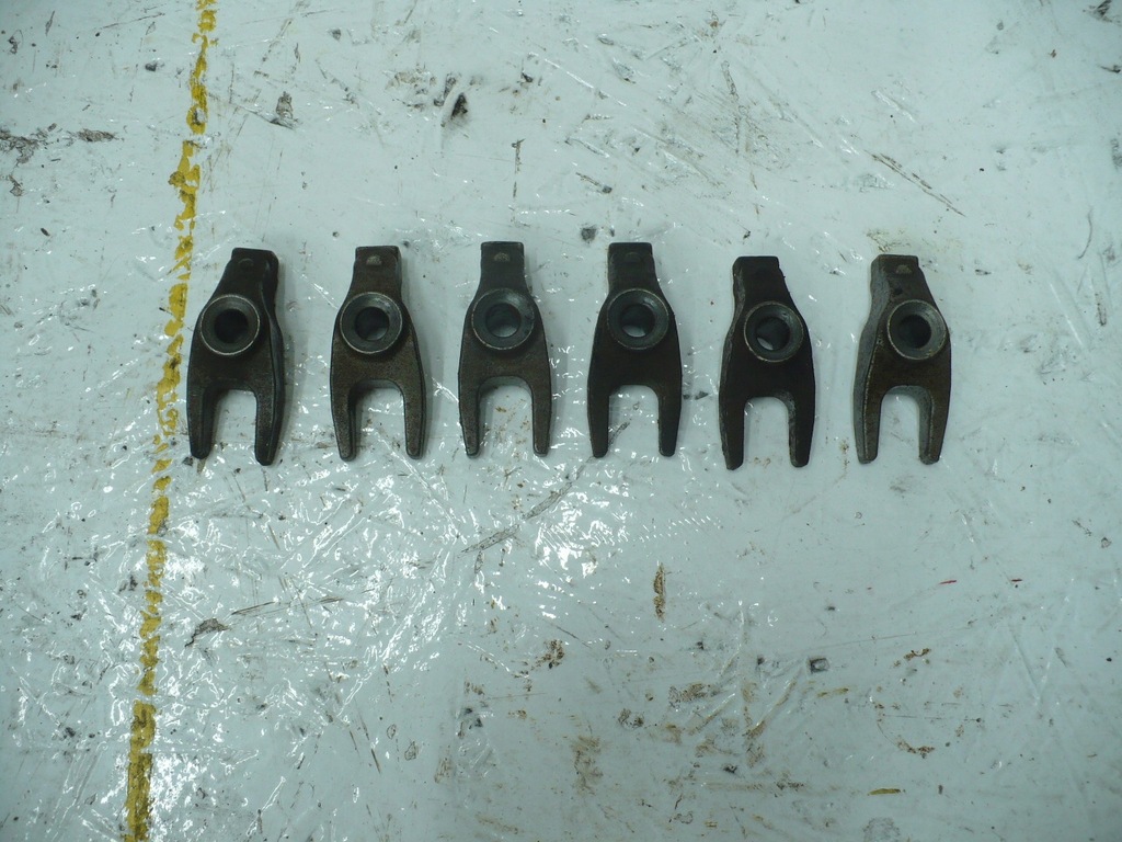 фото №1, Кріплення форсунок jeep grand cherokee wk2