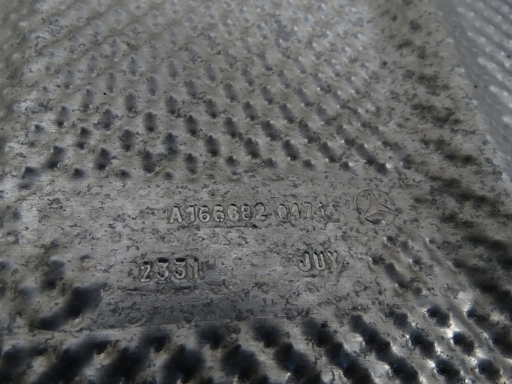 фото №12, Защита тепловая подвеска пол кузов a1666820471 mercedes ml w166