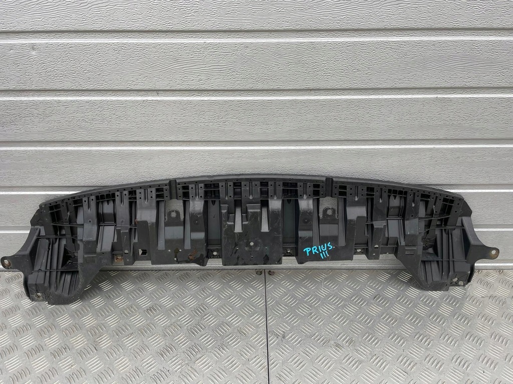 фото №1, Toyota prius iii защита бампера нижняя 52618-47010