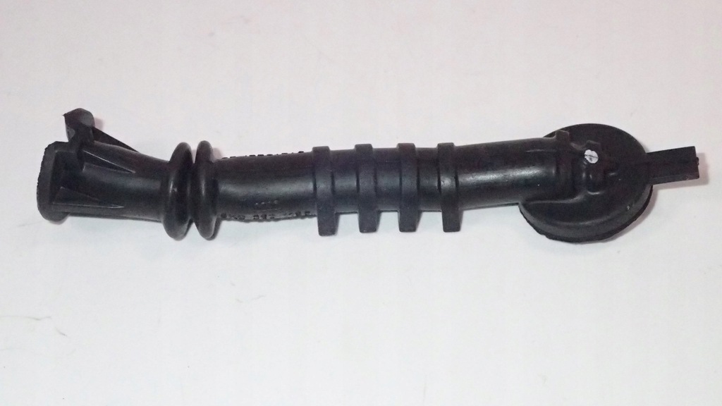 фото №1, Wąż отводящий вода audi a6 c7 8k0260113c