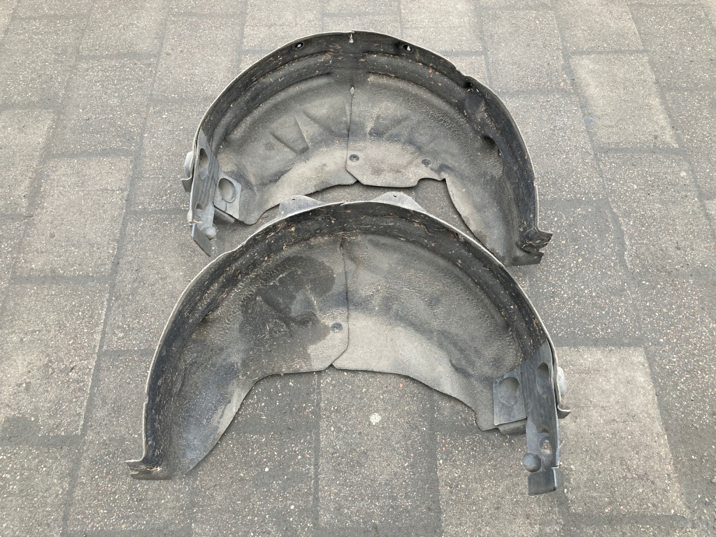 фото №1, Renault megane iv hb подкрылок задняя p