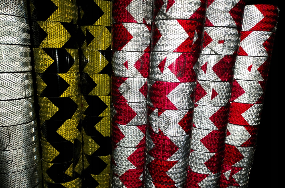 фото №14, Стрічка відбиваюча strzałka żółto попереджувальна відбивач чорний жовтий 5m контур