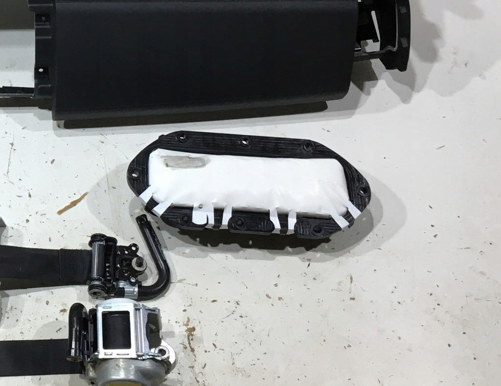 Купить Jaguar e-pace подушка безопасности приборная панель панель  подушки безопасности ремни