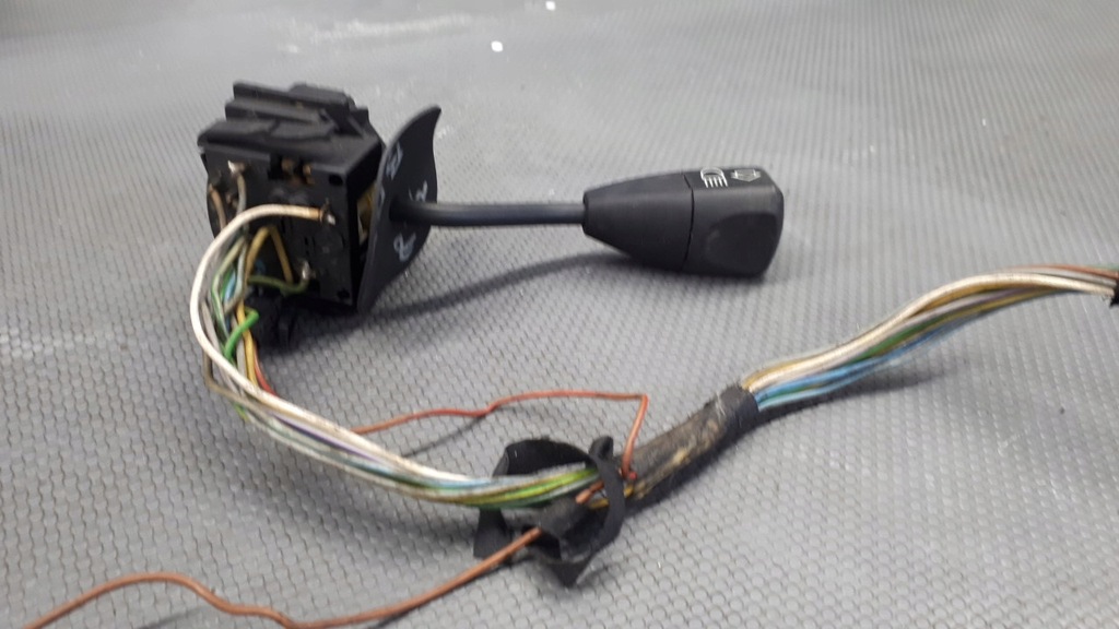 фото №1, Перемикач поворотники bmw e36