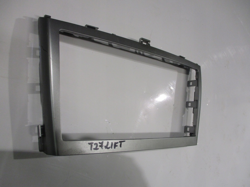 фото №2, Защита рамка радио панели консоли toyota avensis t27 lift