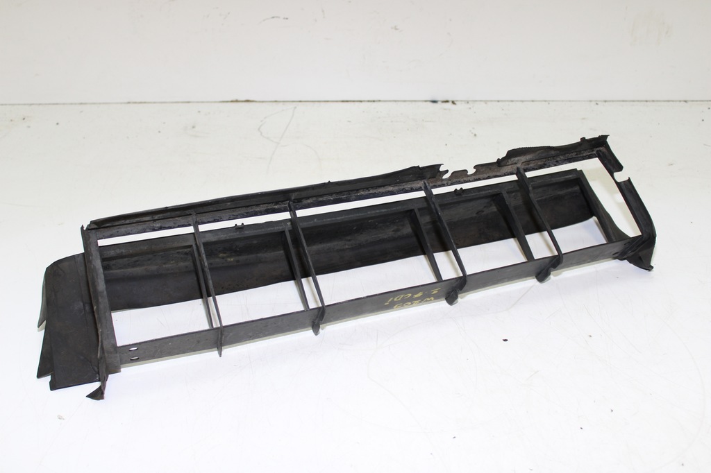 фото №4, Mercedes w203 w209 корпус интеркулер 2.7cdi туннель защита