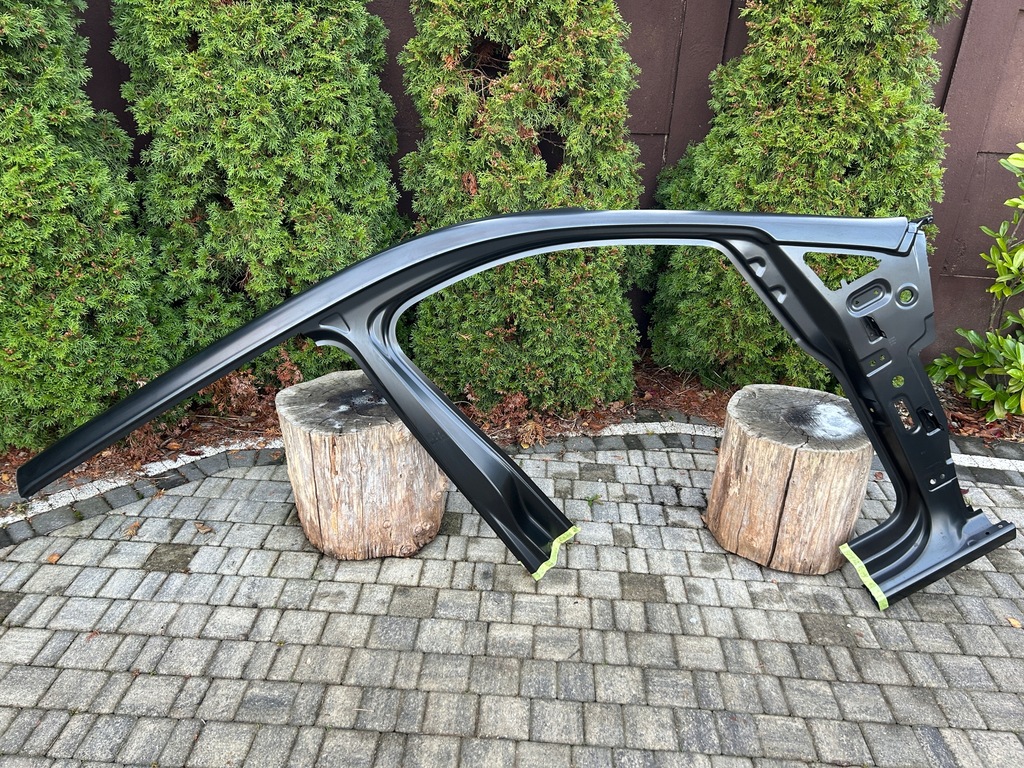 фото №1, Vw caddy v 20- блок двигуна поріг рама обшивка праве