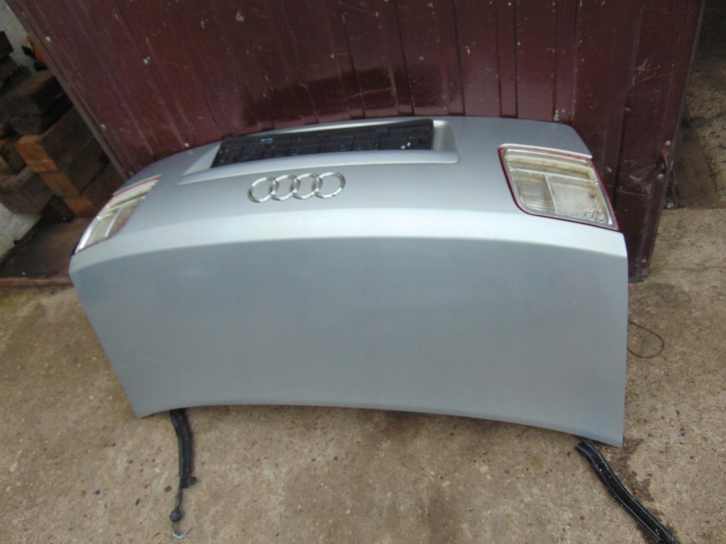 фото №1, Кришка багажника задня задня ly7w audi a8 d3