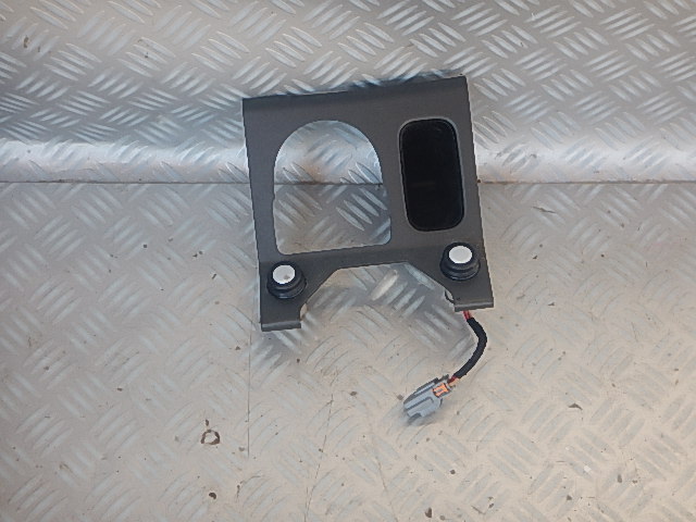 фото №1, Land rover discovery 4 iv защита рамка разъём