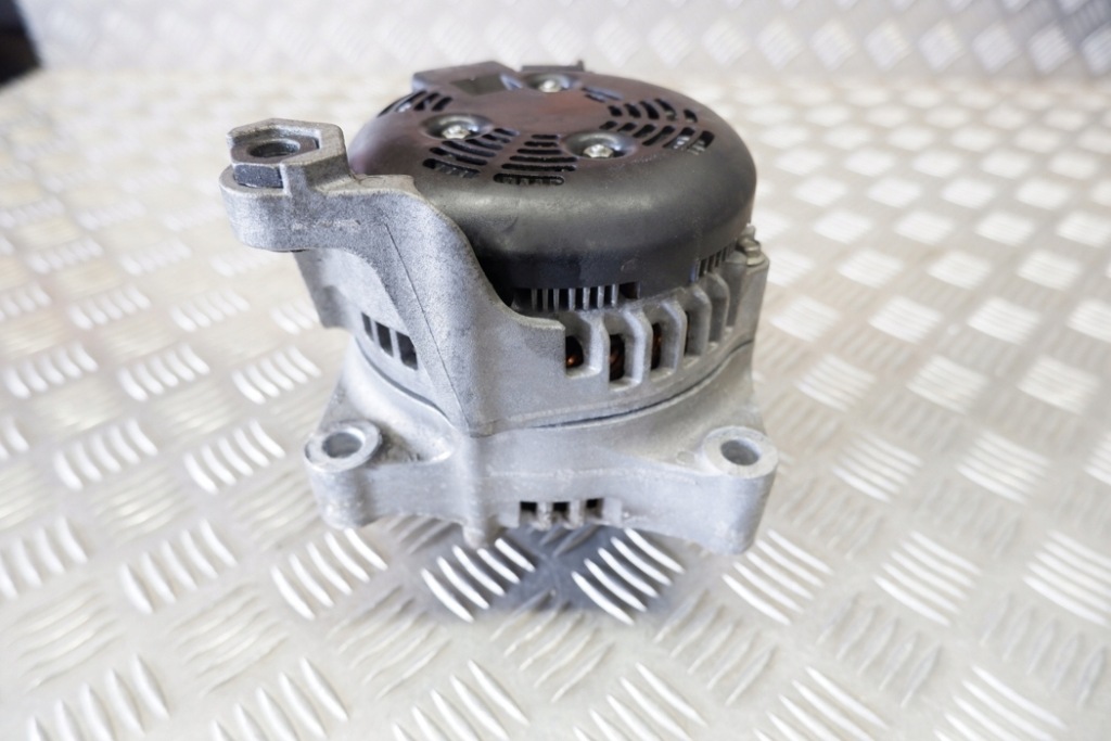 Генератор bmw x3 f25 7646814 2.0l дизель 140kw 2014 Зі Шроту