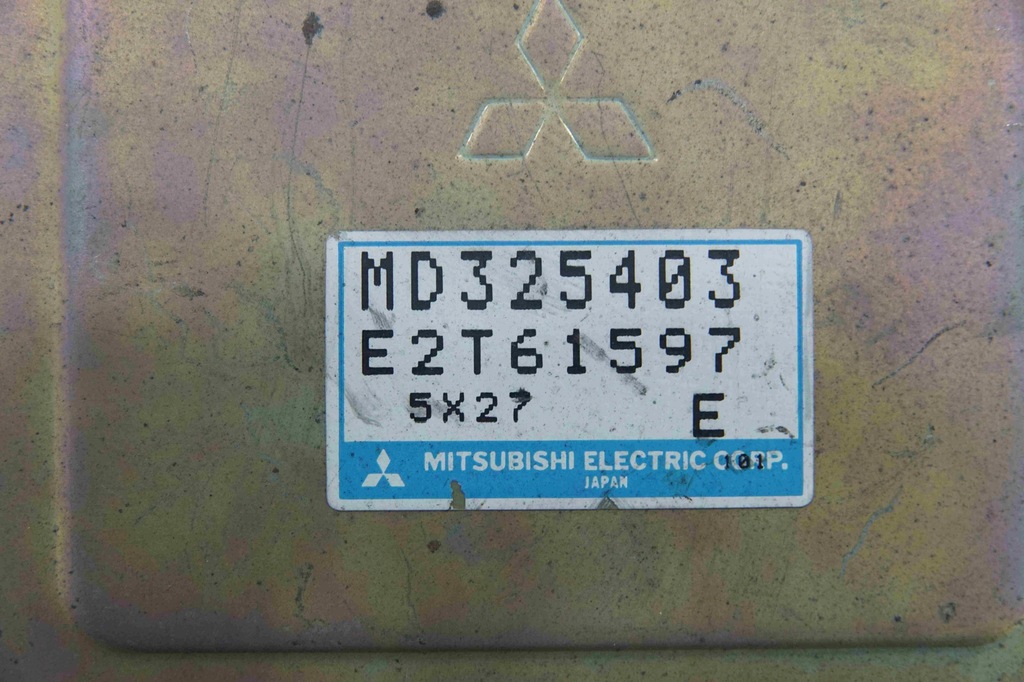 фото №3, Бортовий комп'ютер двигуна mitsubishi space runner md325403