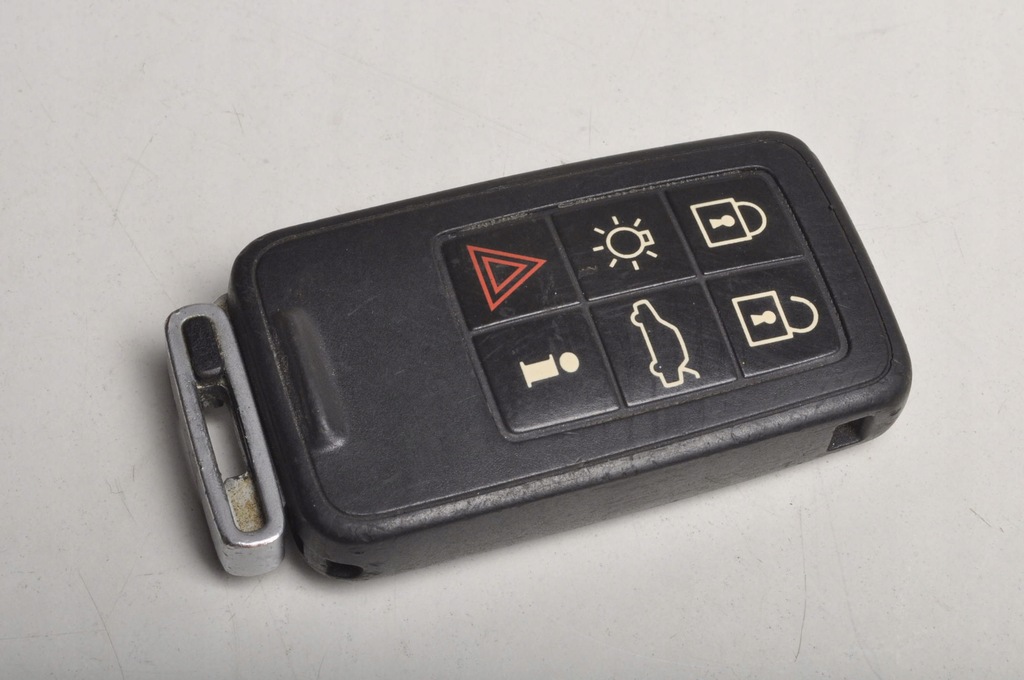 фото №1, Volvo s60 ii v60 ключ 6 кнопок