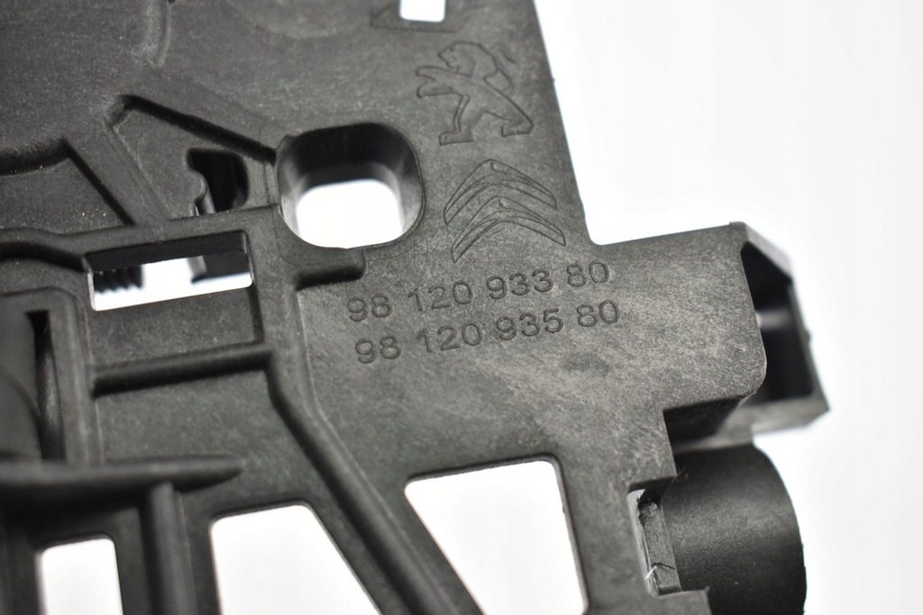 фото №3, Ручка дверь правый задняя 9812093380 vivaro c rifter