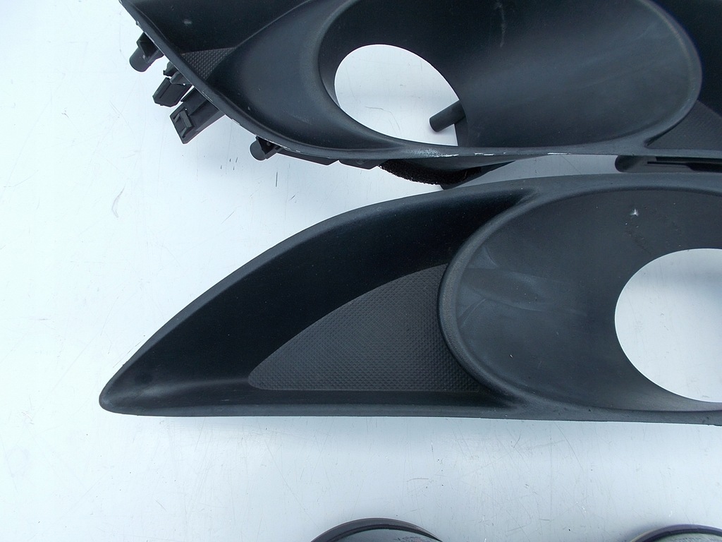 фото №10, Противотуманная фара противотуманные фары решётка решётки toyota auris i