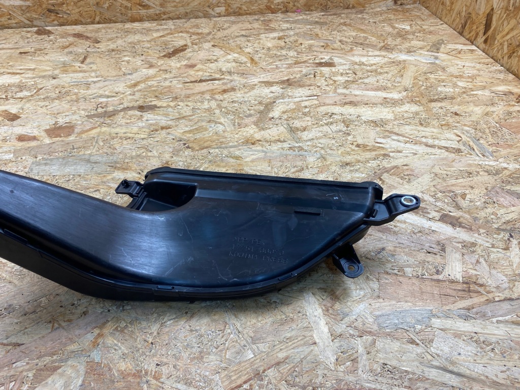 Купить Впуск воздухозаборник труба воздуха lexus is300h iii 17751-36070 2014-