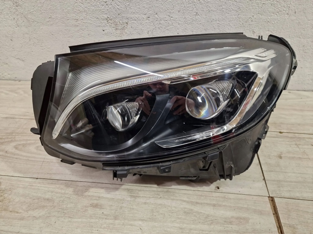 фото №1, Mercedes glc x253 c253 15-19 full led ils левая eu