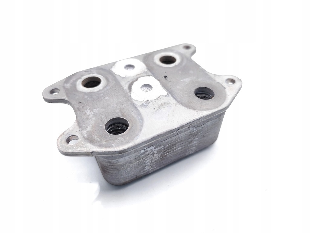 фото №6, Skoda karoq радиатор масла 1.5 tsi 4x4 бензин 110kw 150 hp 04e117021k