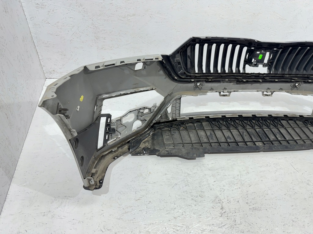 фото №10, Skoda octavia iv 4 5e3 rs vrs бампер перед передний dół решётка радиатора решётка радиатора 19-