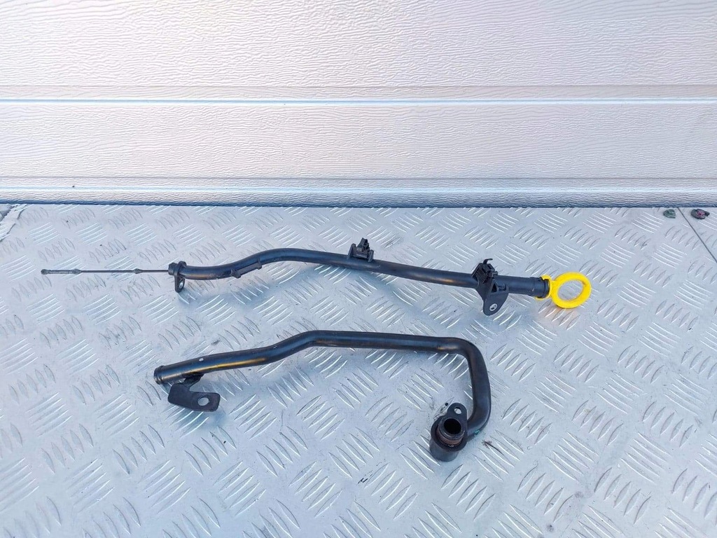 фото №2, Audi q3 щуп масла dfg 83a 2.0 tdi щуп заливная горловина