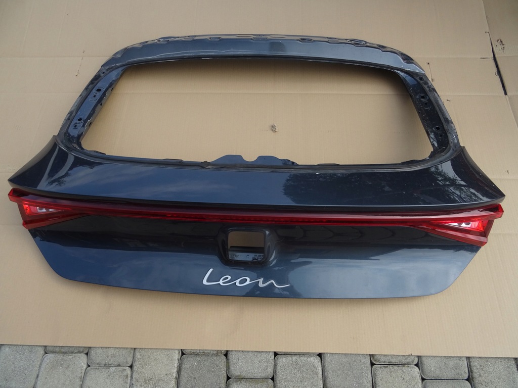 фото №1, Seat leon iv hb крышка багажника задняя задняя лампа задняя