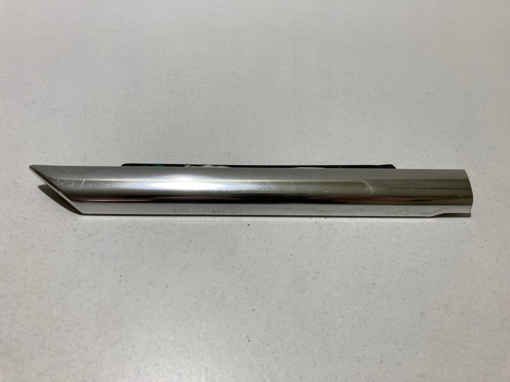 фото №1, Maserati ghibli 3.0 2013+ молдинг прокладка скло передня права