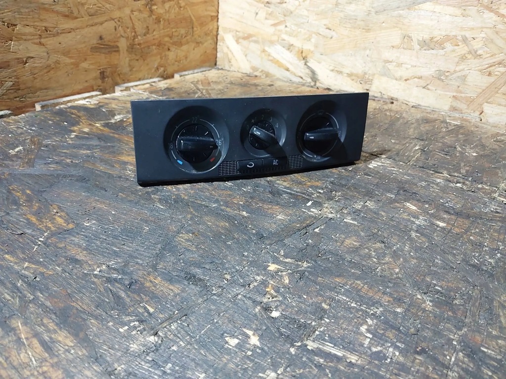 фото №8, Панель обдув кондиционера skoda fabia i 6y0820045d