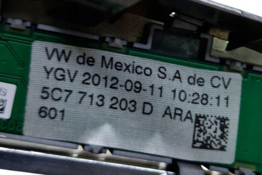 фото №7, Рамка переключения передач vw jetta iii 1k2 5c7713203d 1.4l 2013