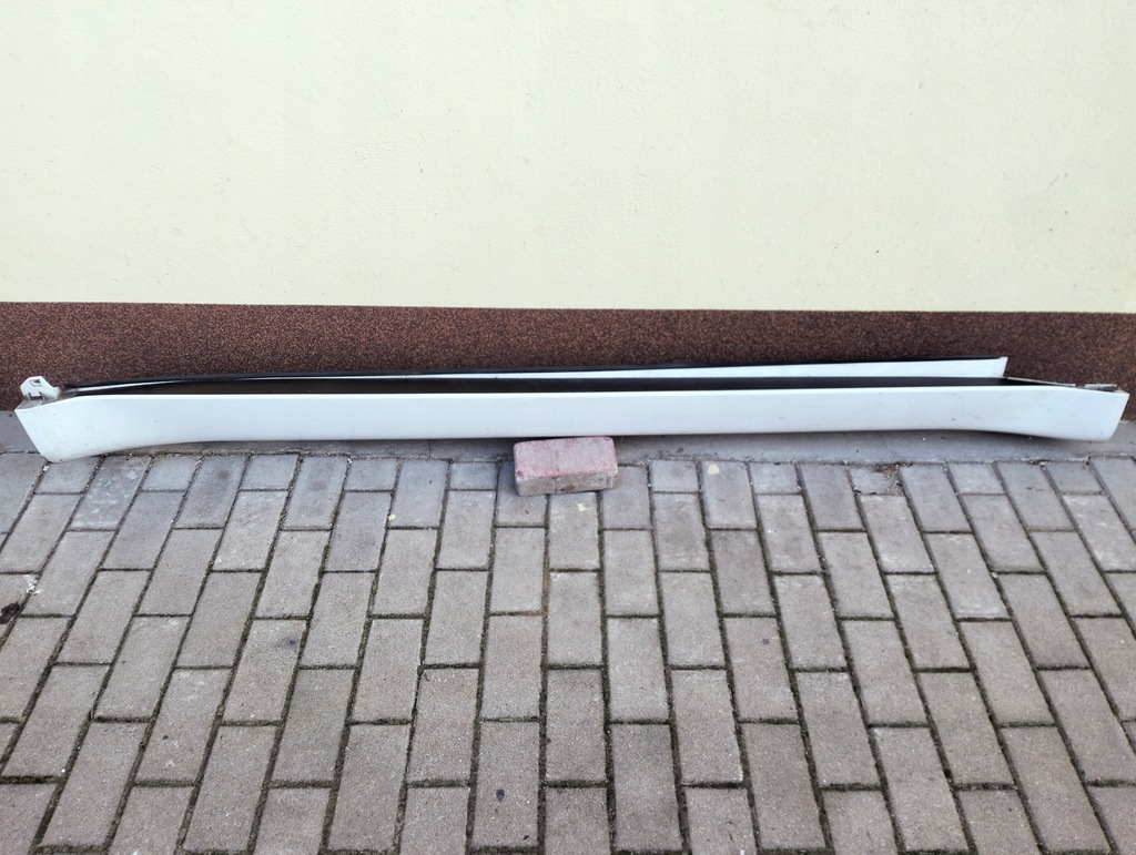 фото №1, Молдинг порог защита правая bmw x5 e70 m набор