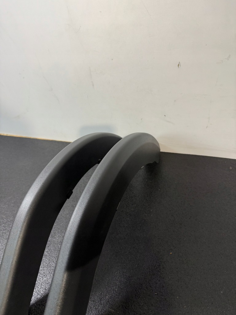 фото №5, Jaguar xf x260 x760 защита крышки багажника левая правая gx73-44251-bb