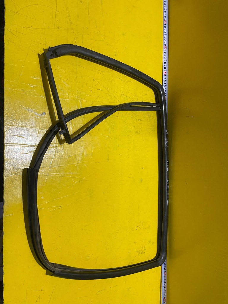 фото №6, Hyundai santa fe прокладка скло / двері лівий задня