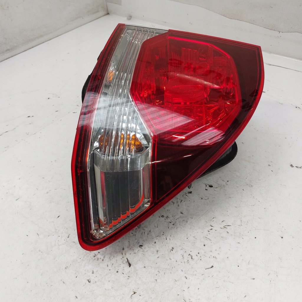 Honda civic 8 viii седан рестайлинг  фара правый  задняя w крыло Доставка